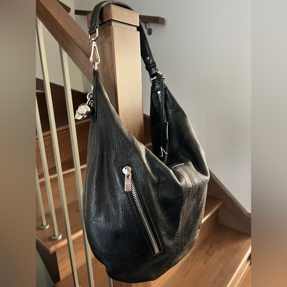 Alexander McQueen leather bag - Picture 6 of 9